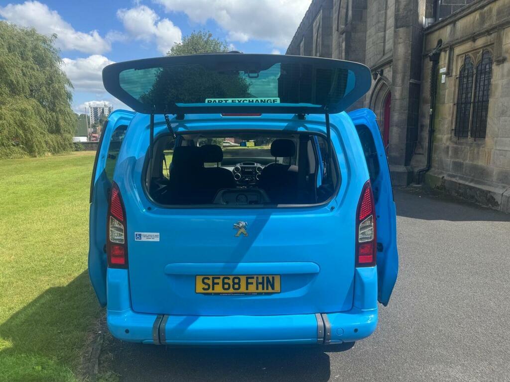 Peugeot Partner Tepee 1.6L Allure Grey #18
