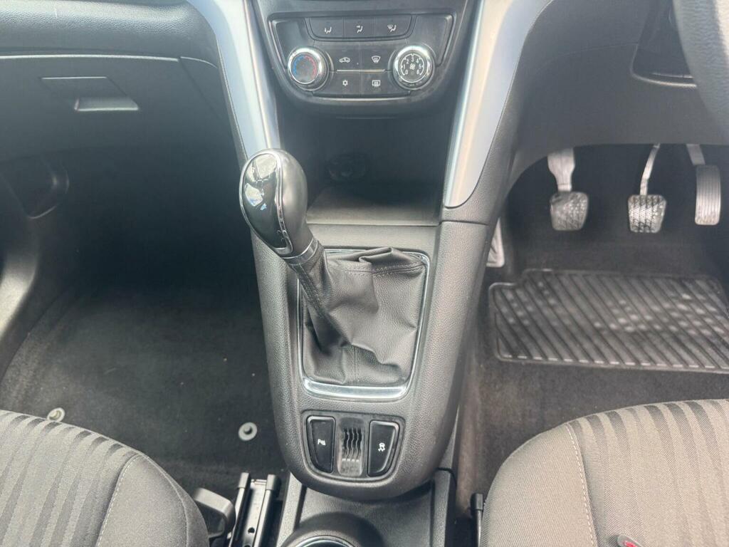 Vauxhall Zafira Tourer Tech Line Red #30