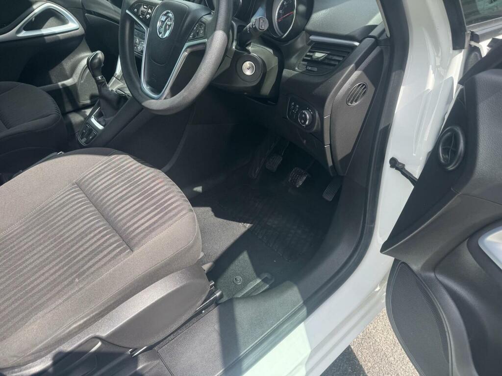 Vauxhall Zafira Tourer Tech Line Red #15
