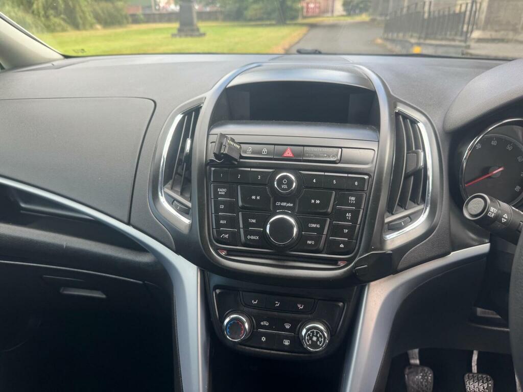 Vauxhall Zafira Tourer Tech Line Red #29