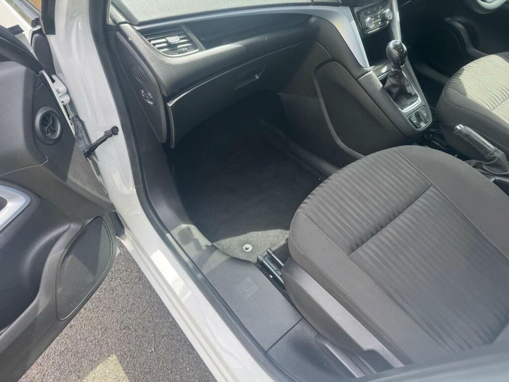 Vauxhall Zafira Tourer Tech Line Red #23