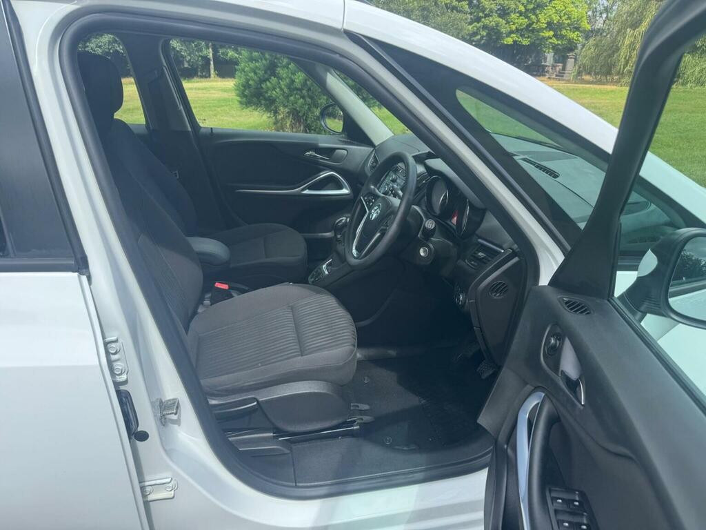 Vauxhall Zafira Tourer Tech Line Red #12