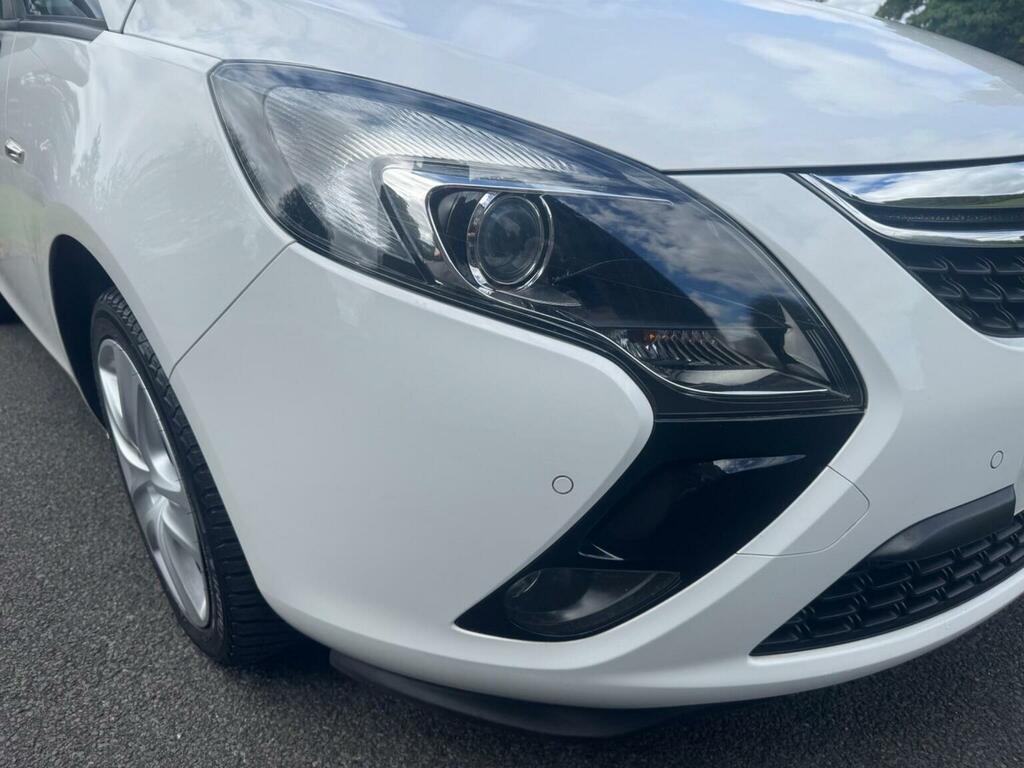 Vauxhall Zafira Tourer Tech Line Red #39