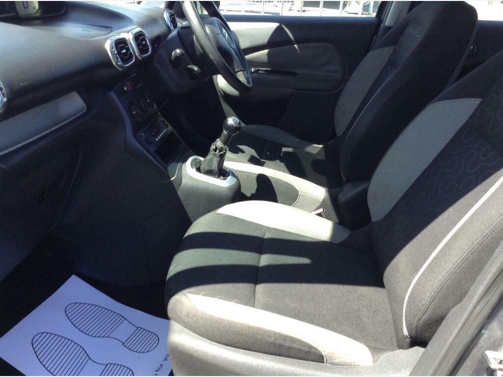 Citroen C3 Picasso Exclusive Hdi 5-Door Beige #14