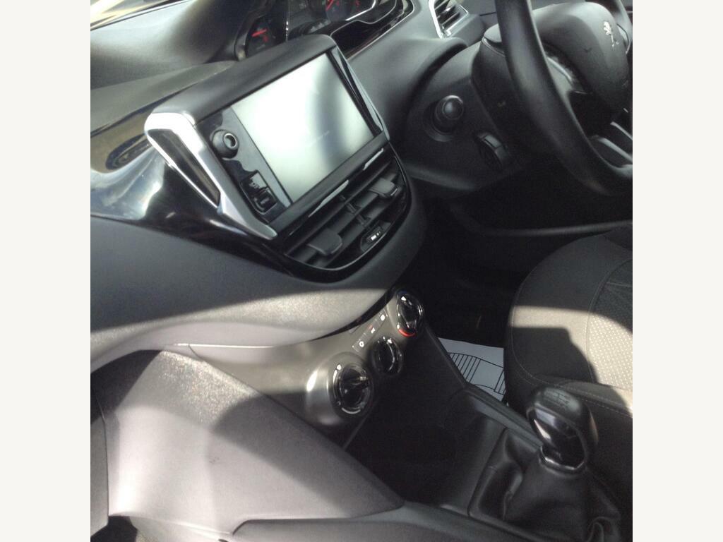 Peugeot 208 1.2 Vti Allure Euro 5 White #13