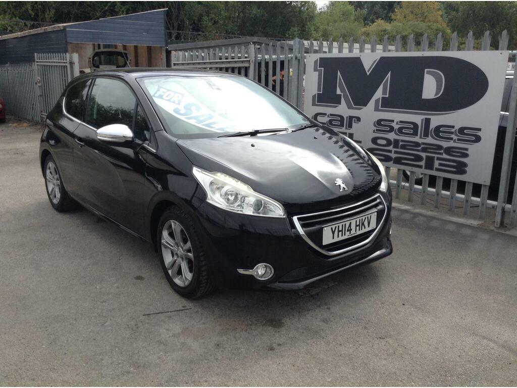 Peugeot 208 1.2 Vti Active Black #1