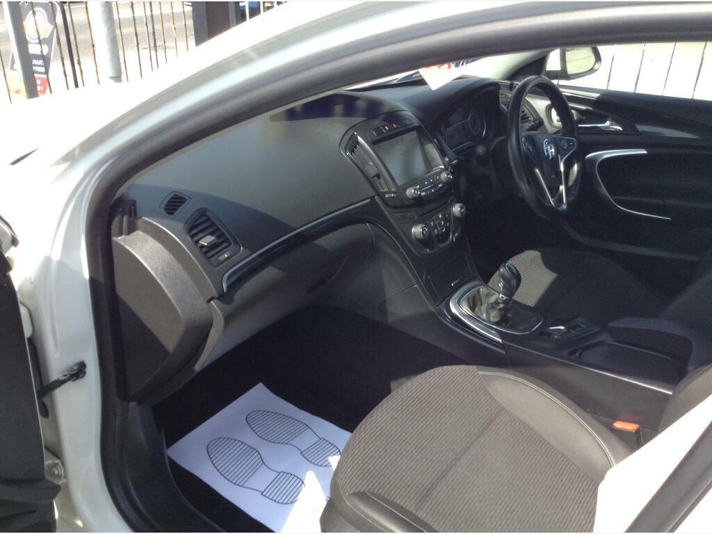 Vauxhall Insignia   #12