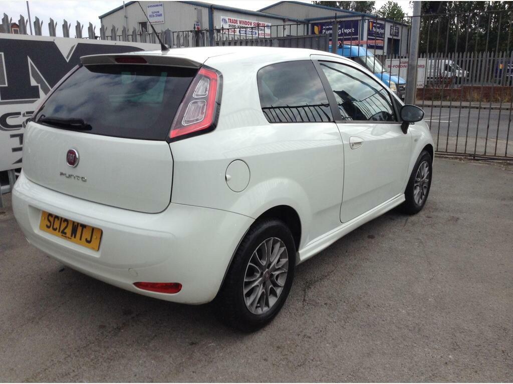 Fiat Punto 1.4 Gbt Euro 5 S S White #6