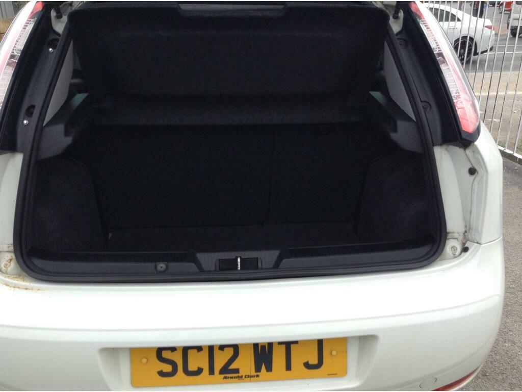Fiat Punto White #10