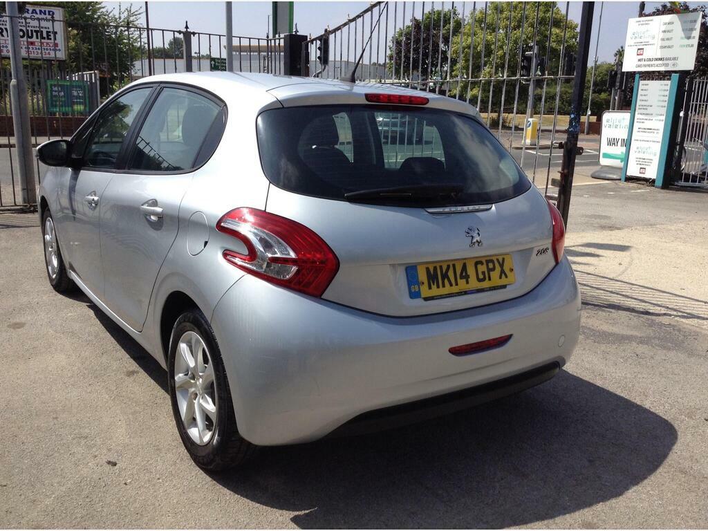 Peugeot 208 1.4 Hdi Active Euro 5 Silver #4