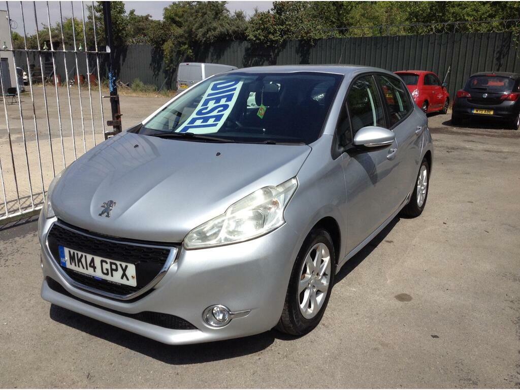 Peugeot 208 1.4 Hdi Active Euro 5 Silver #3