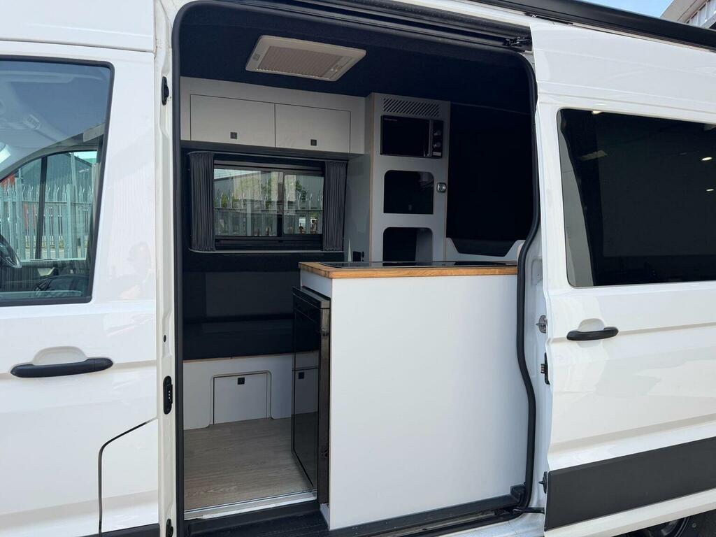 Volkswagen Crafter Crafter Campervan Mwb High Roof 2.0 Tdi Fixed Be White #5
