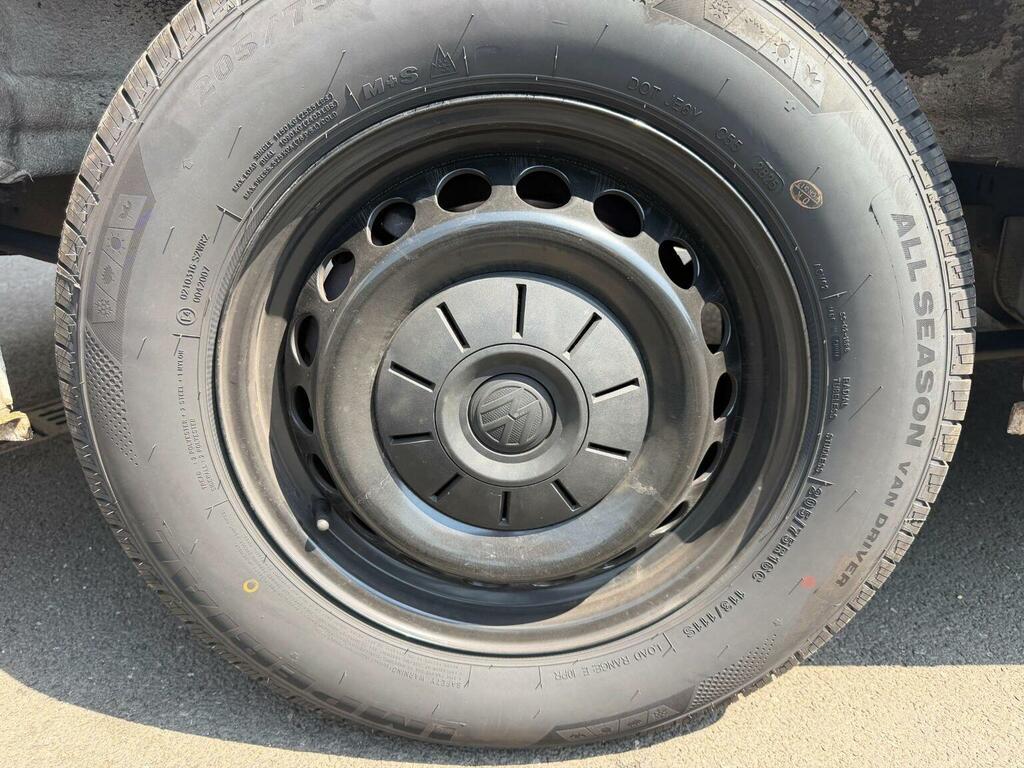 Volkswagen Crafter Diesel Silver #40