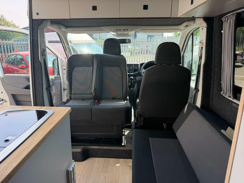 Volkswagen Crafter Crafter Campervan Mwb High Roof 2.0 Tdi Fixed Be White #4