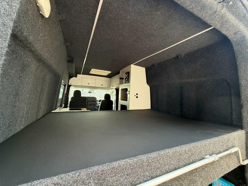 Volkswagen Crafter Diesel Silver #36