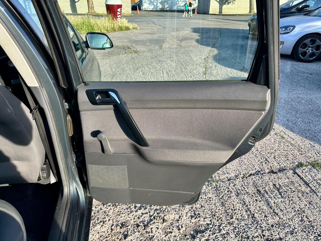 Volkswagen Polo 1.2 E Hatchback 138 Gkm, 60 Bh Silver #46