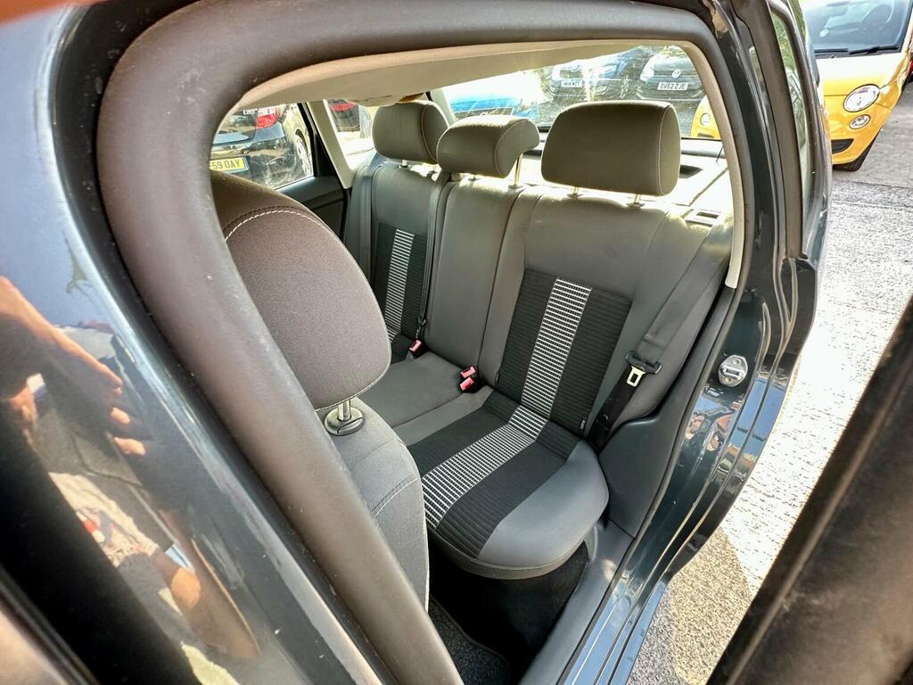 Volkswagen Polo 1.2 E Hatchback 138 Gkm, 60 Bh Silver #37