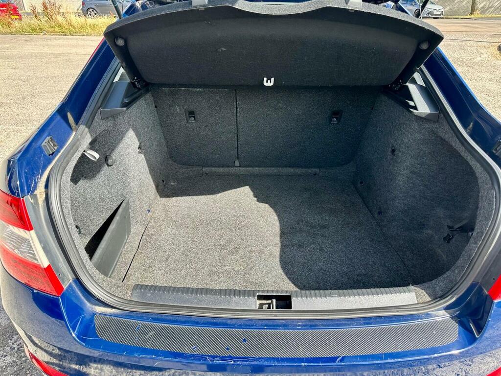 Skoda Octavia Vrs Tdi Cr 5-Door Please Read Advert Sold Spares O White #42