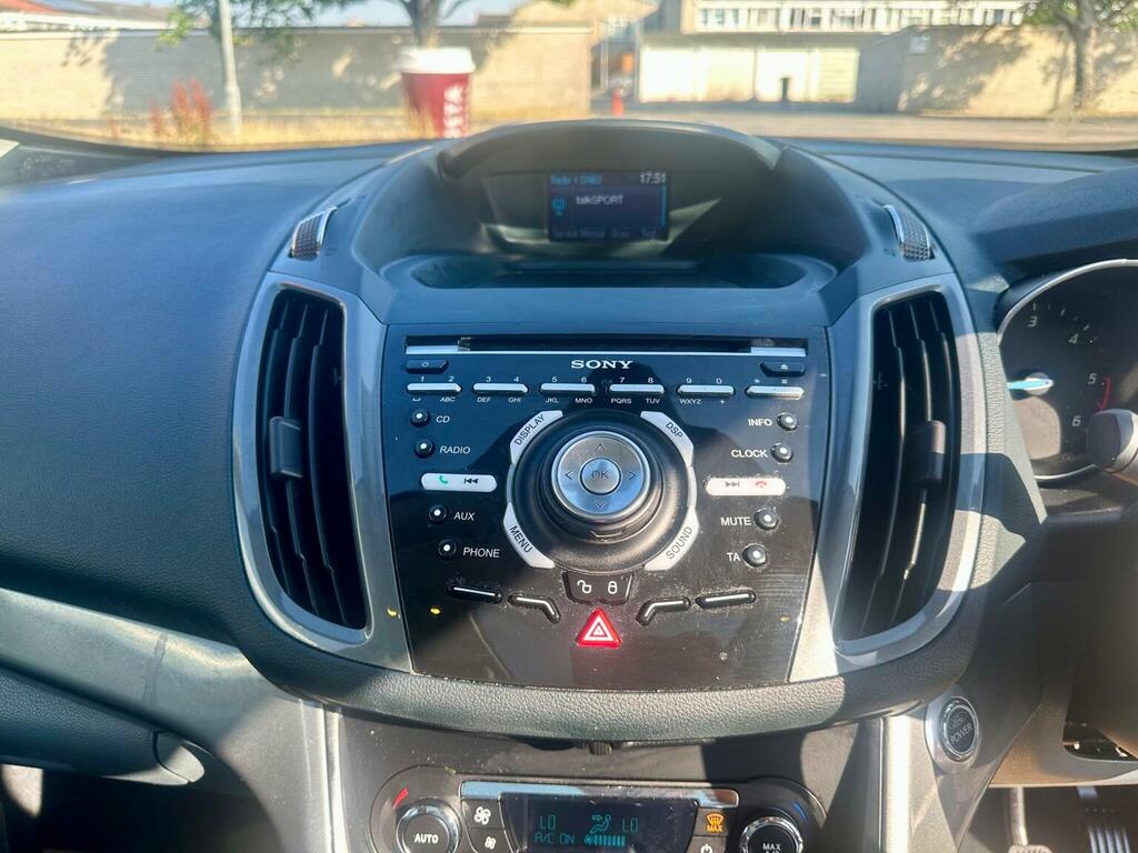 Ford Grand C-Max Titanium Black #32