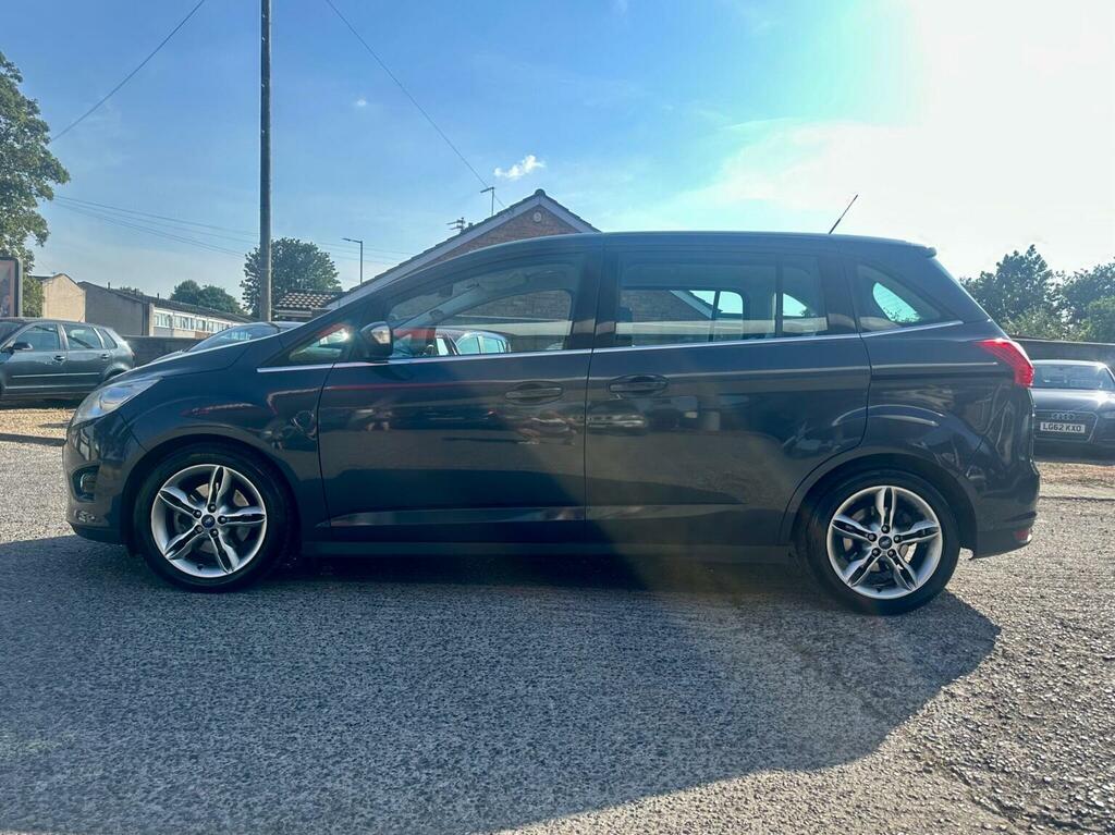 Ford Grand C-Max Titanium Black #7