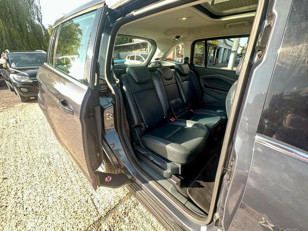 Ford Grand C-Max Titanium Black #50
