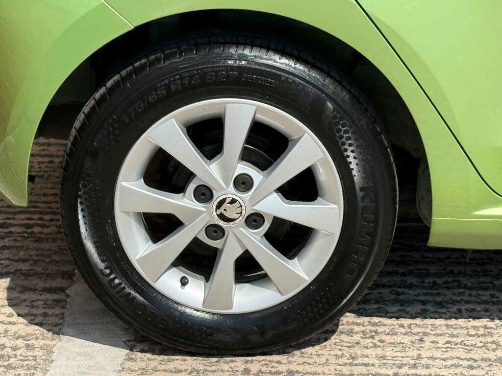 Skoda Citigo Elegance Greentech 5-Door Free Tax Yellow #18