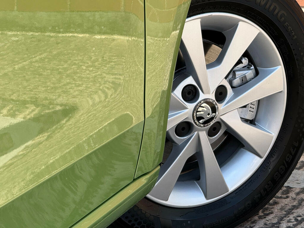 Skoda Citigo Elegance Greentech 5-Door Free Tax Yellow #20
