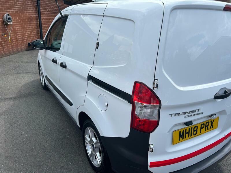 Ford Transit Courier 1.5-Tdci-trend-l1-euro-6-5dr MH18PRX White #5