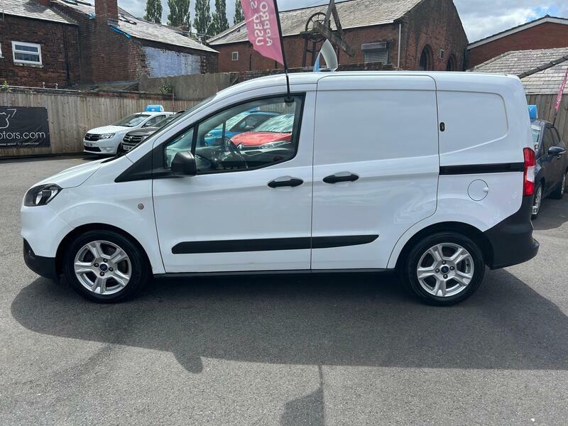 Ford Transit Courier 1.5-Tdci-trend-l1-euro-6-5dr MH18PRX White #4