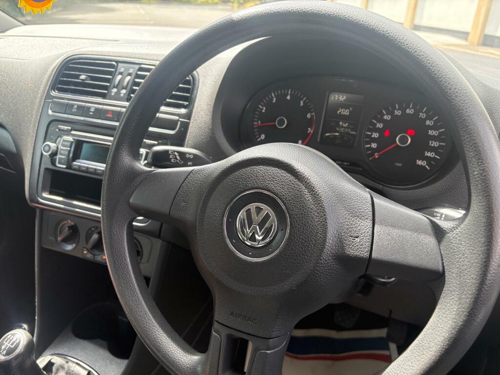 Volkswagen Polo Polo Match 85 Red #8