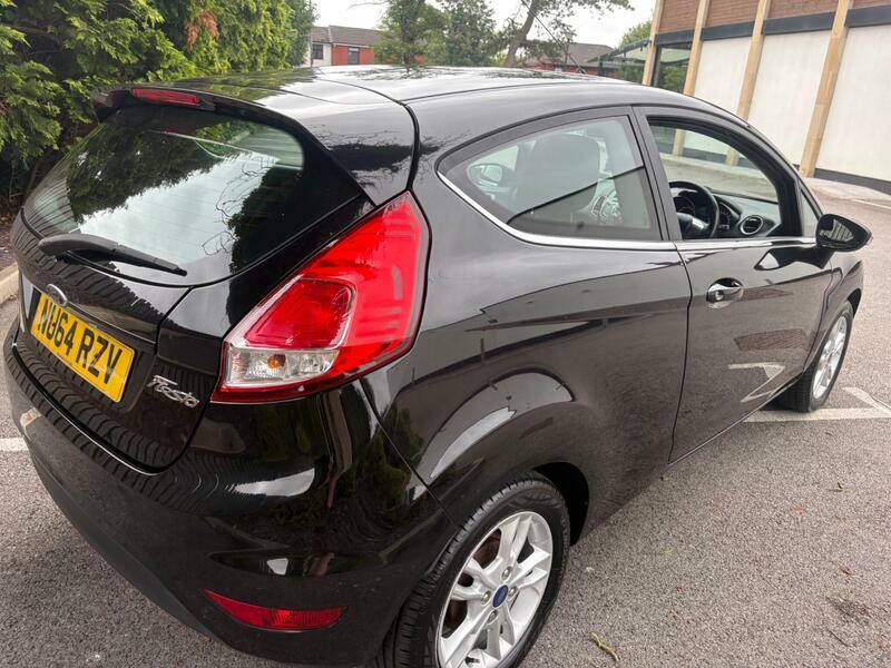 Ford Fiesta 1.25-Zetec-euro-5-3dr Black #4