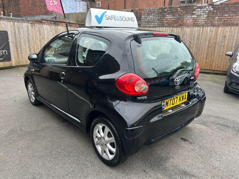 Toyota Aygo 1.0-Vvt-i-black-euro-4-3dr Black #6
