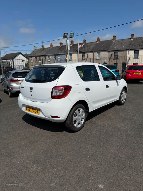 Dacia Sandero 1.5 Dci Ambiance White #2