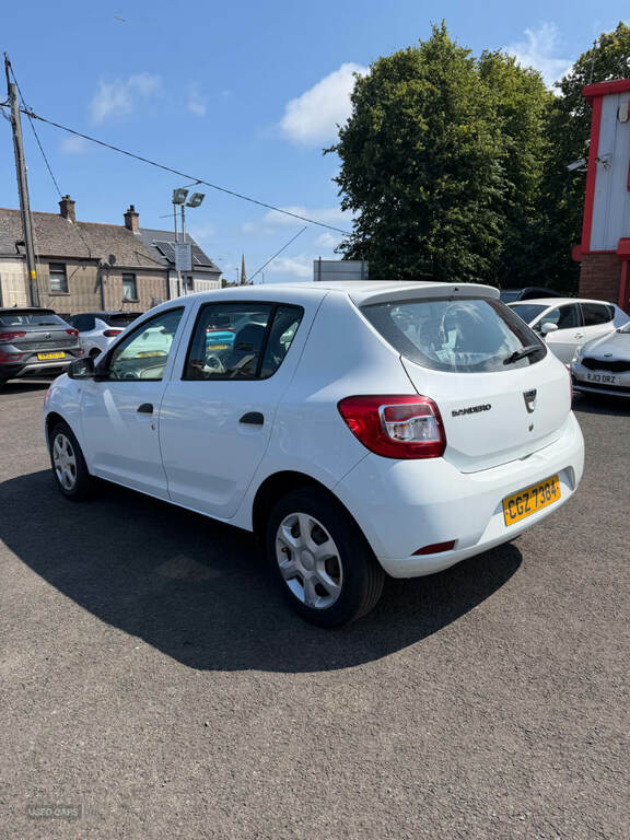Dacia Sandero 1.5 Dci Ambiance White #4