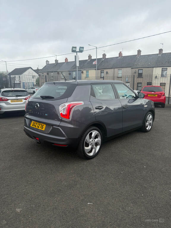 SsangYong Tivoli 1.6 D Ex Grey #2