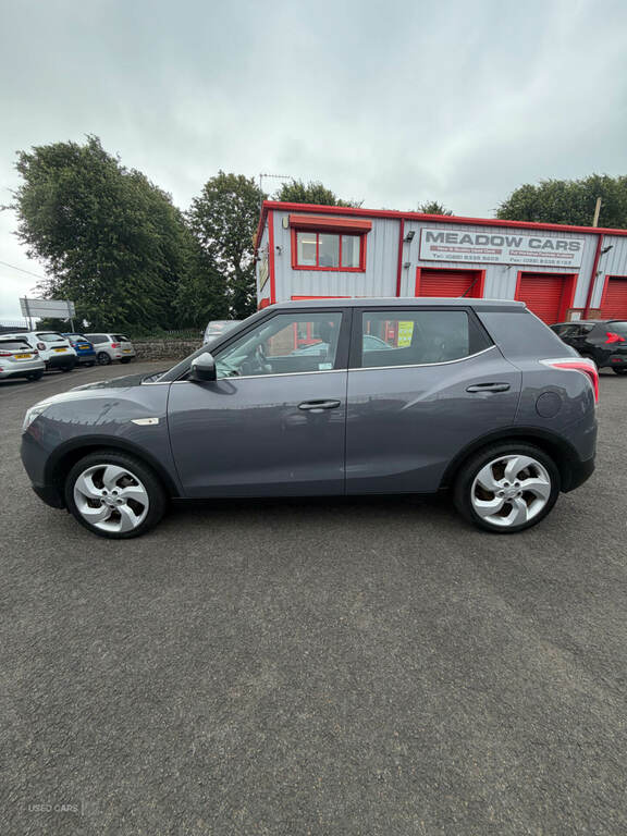 SsangYong Tivoli E-xgi Se Suv White #12