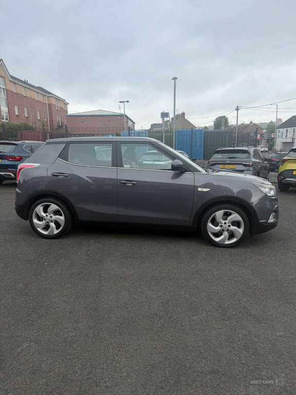 SsangYong Tivoli E-xgi Se Suv White #11