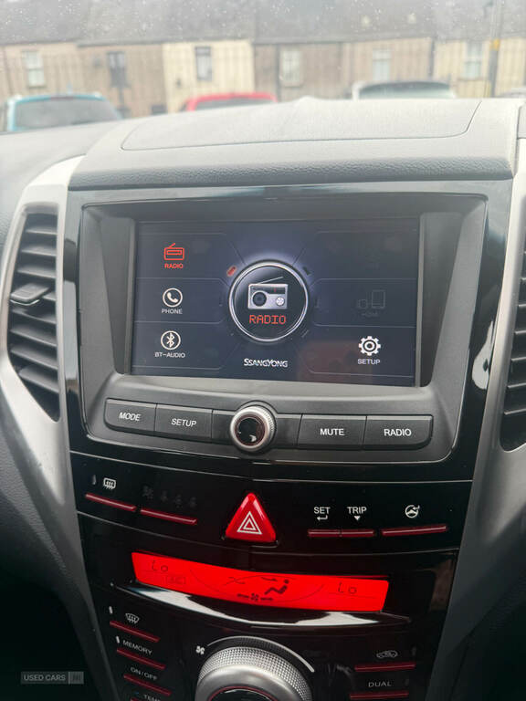 SsangYong Tivoli E-xgi Se Suv White #22