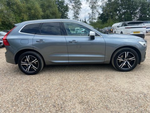 Volvo XC60 2.0 D4 R-design Grey #2