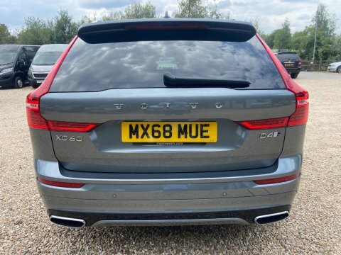 Volvo XC60 2.0 D4 R-design Grey #4