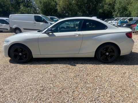 BMW 2 Series 2.0 218D Sport White #6