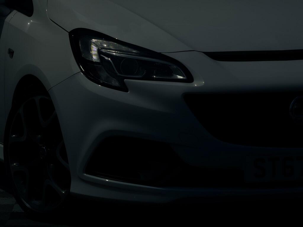 Vauxhall Corsa Vxr White #4