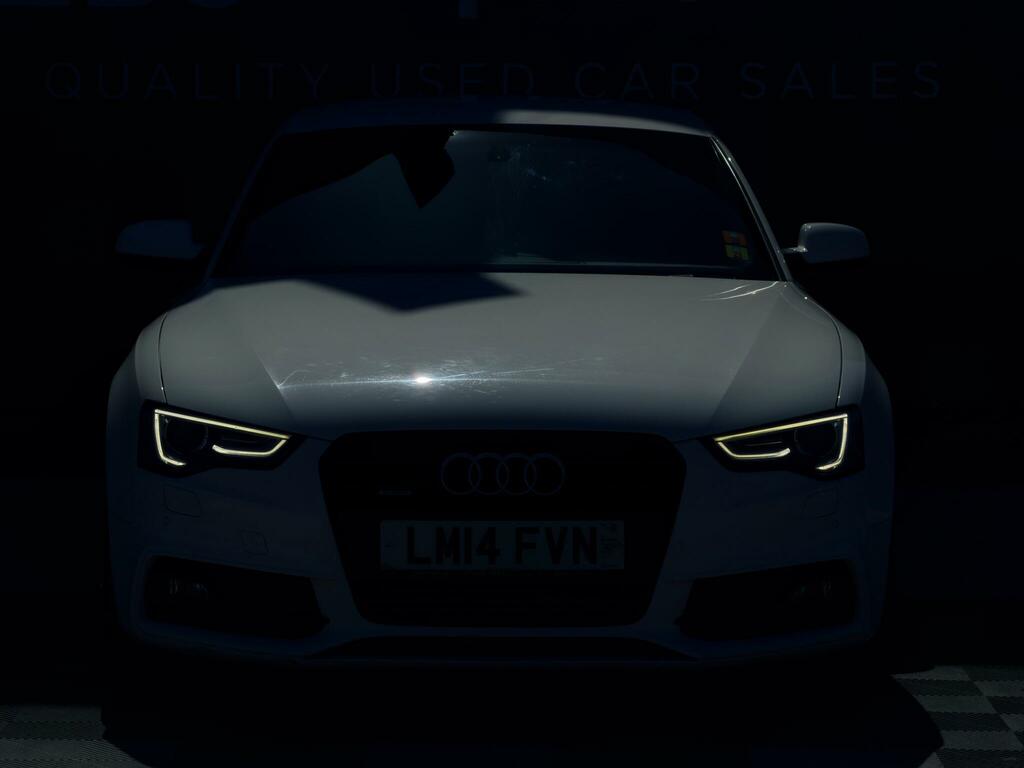 Audi A5 Black Edition White #4