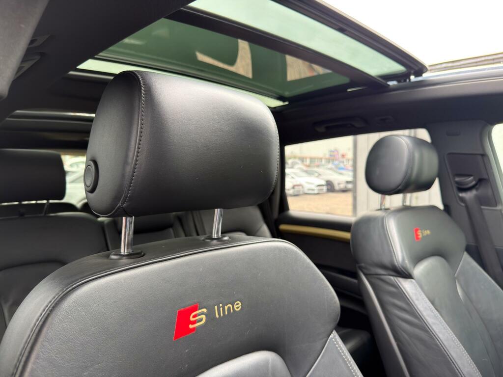 Audi Q7  Grey #25