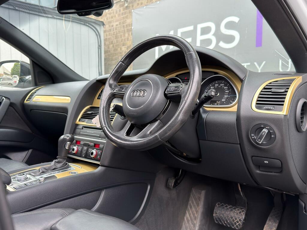 Audi Q7  Grey #27