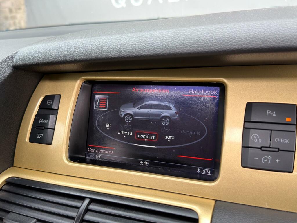 Audi Q7  Grey #43
