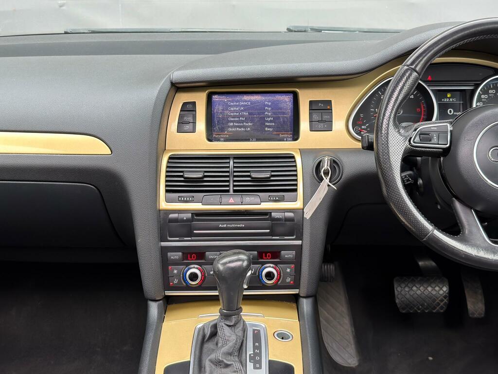 Audi Q7  Grey #36