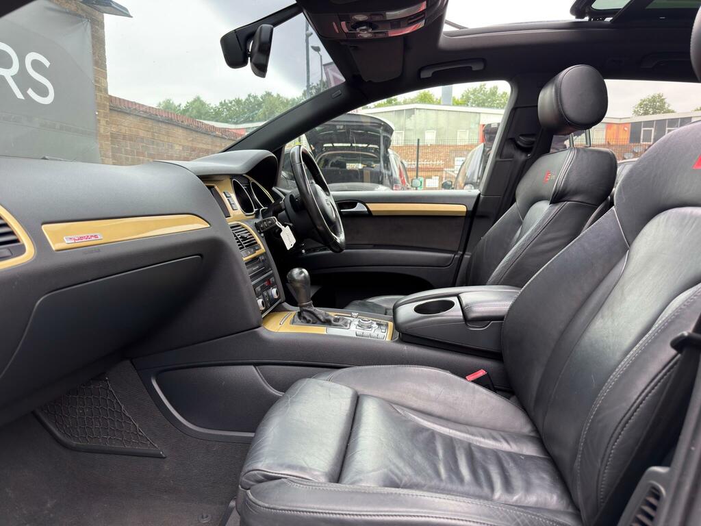 Audi Q7  Grey #49