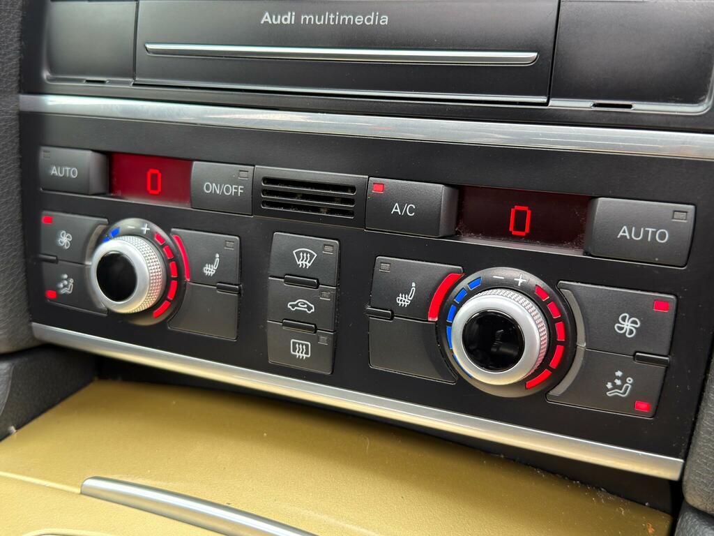 Audi Q7  Grey #44
