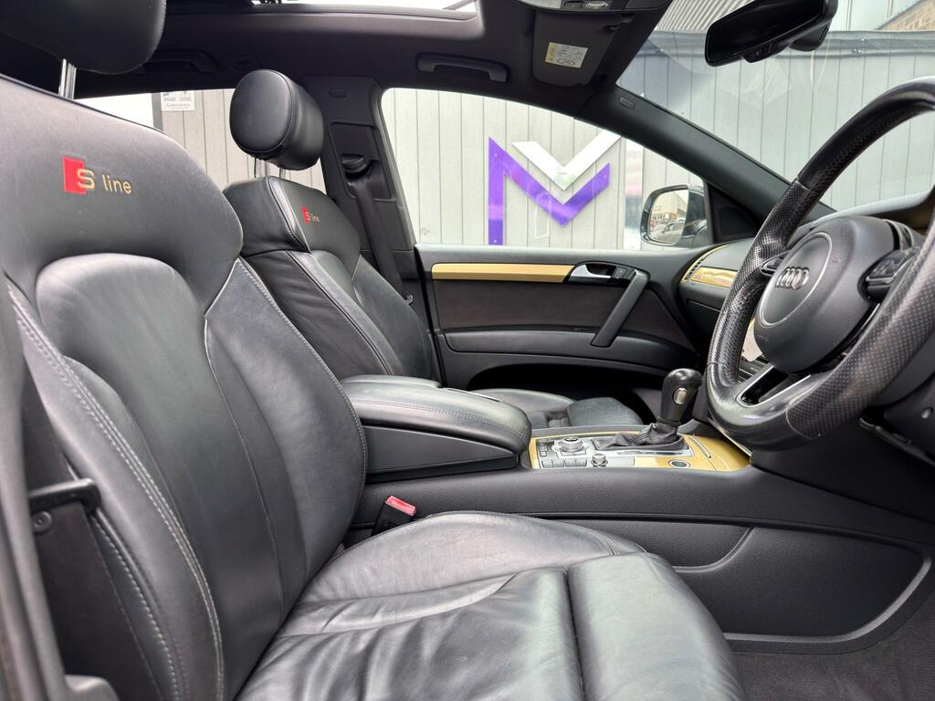 Audi Q7  Grey #24
